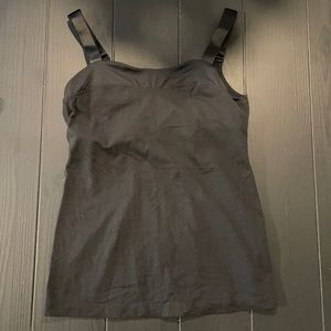 Lululemon size 8 tank top, adjustable straps